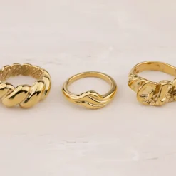 Curvy Wave Ring Gold