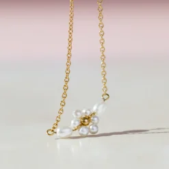 Daisy Choker Gold