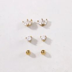 Delicate Bead Studs Silber