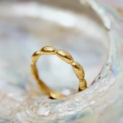Drop in the Ocean Ring Gold