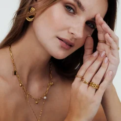 Endless Twist Ring Gold
