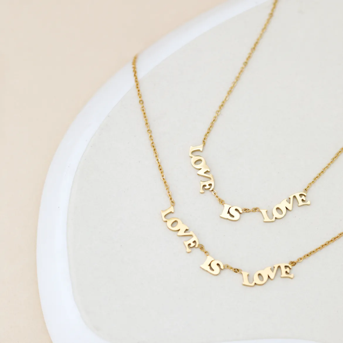 Love is Love Necklace Silber