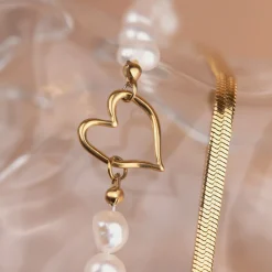 Melting Heart Pearl Bracelet Gold