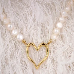 Melting Heart Pearl Necklace Gold