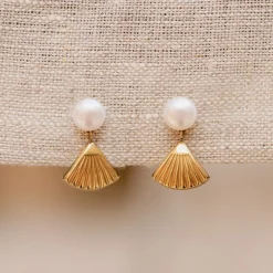 Pearl u0026 Fan Studs Silber