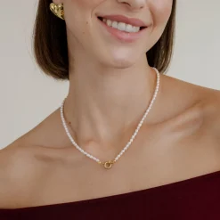 Pearly Charm Necklace Gold