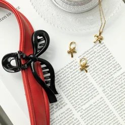 Pretty Ribbon Necklace Roségold