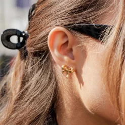 Pretty Ribbon Studs Gold