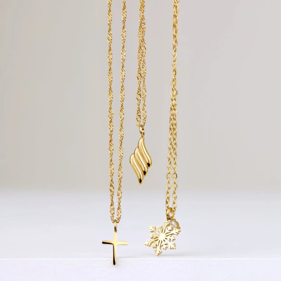 Saints Cross Necklace Roségold