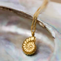 Siren's Spell Necklace Gold