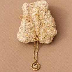 Sweet Swirl Necklace Gold