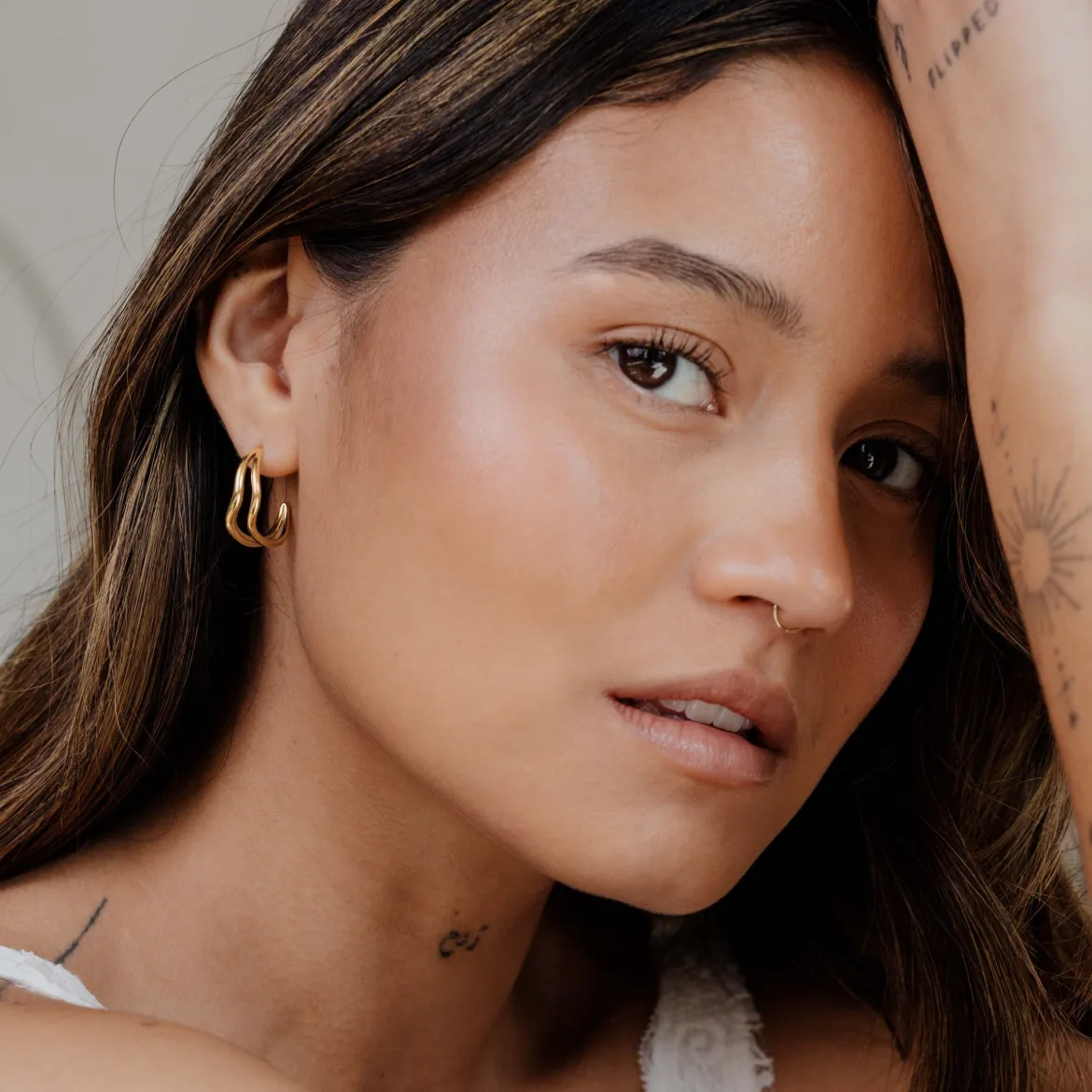 Tides Hoop Studs Gold