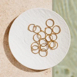Tiny Romance Ring Gold