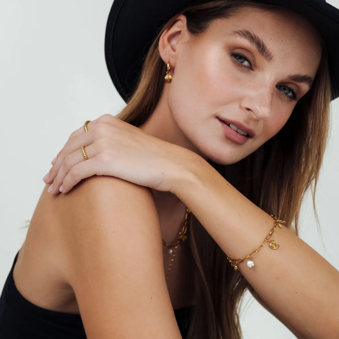 Treasure Box Bracelet Gold