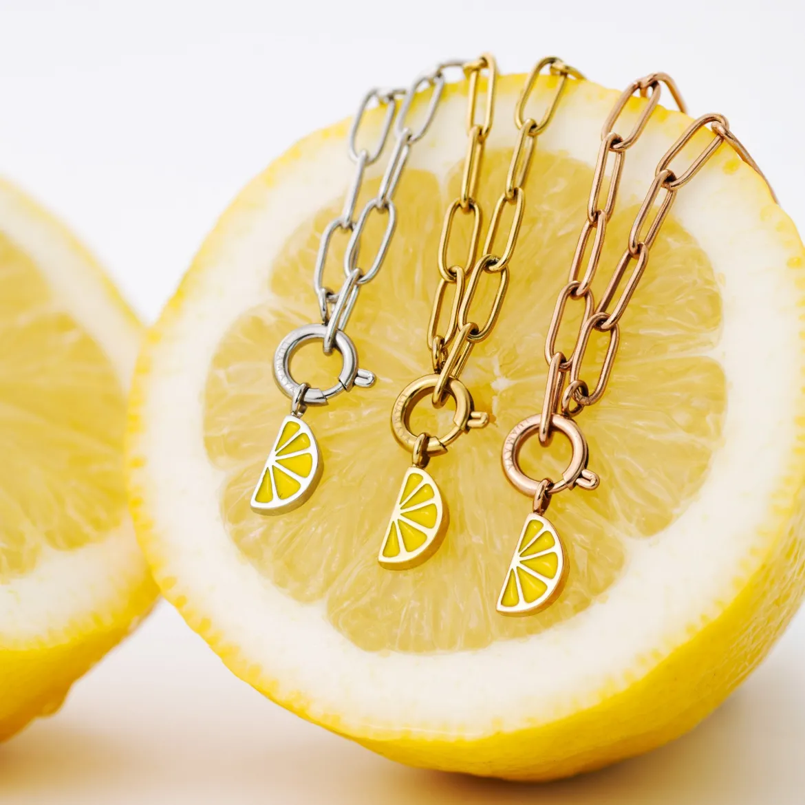 Zesty Oval Links Necklace Set Gold
