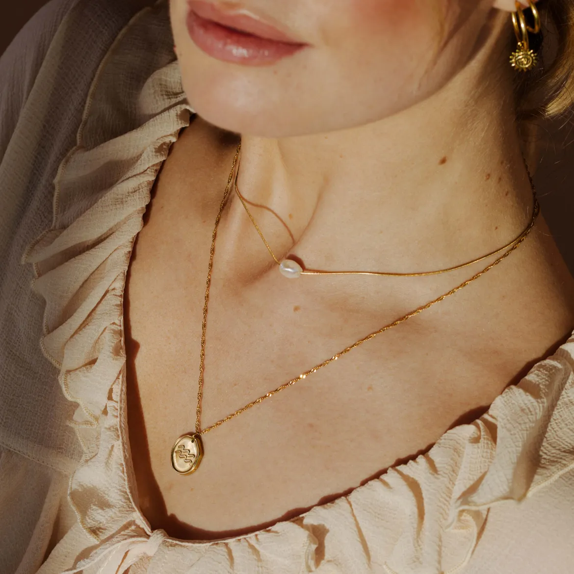 Zodiac Necklace – Aquarius / Wassermann Gold
